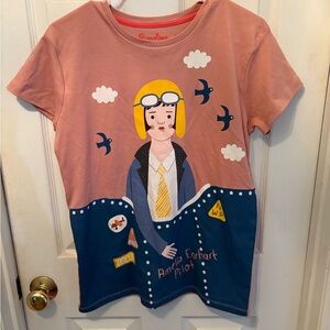 Amelia Earhart Women's Graphic Tee - Pink‎ and Blue